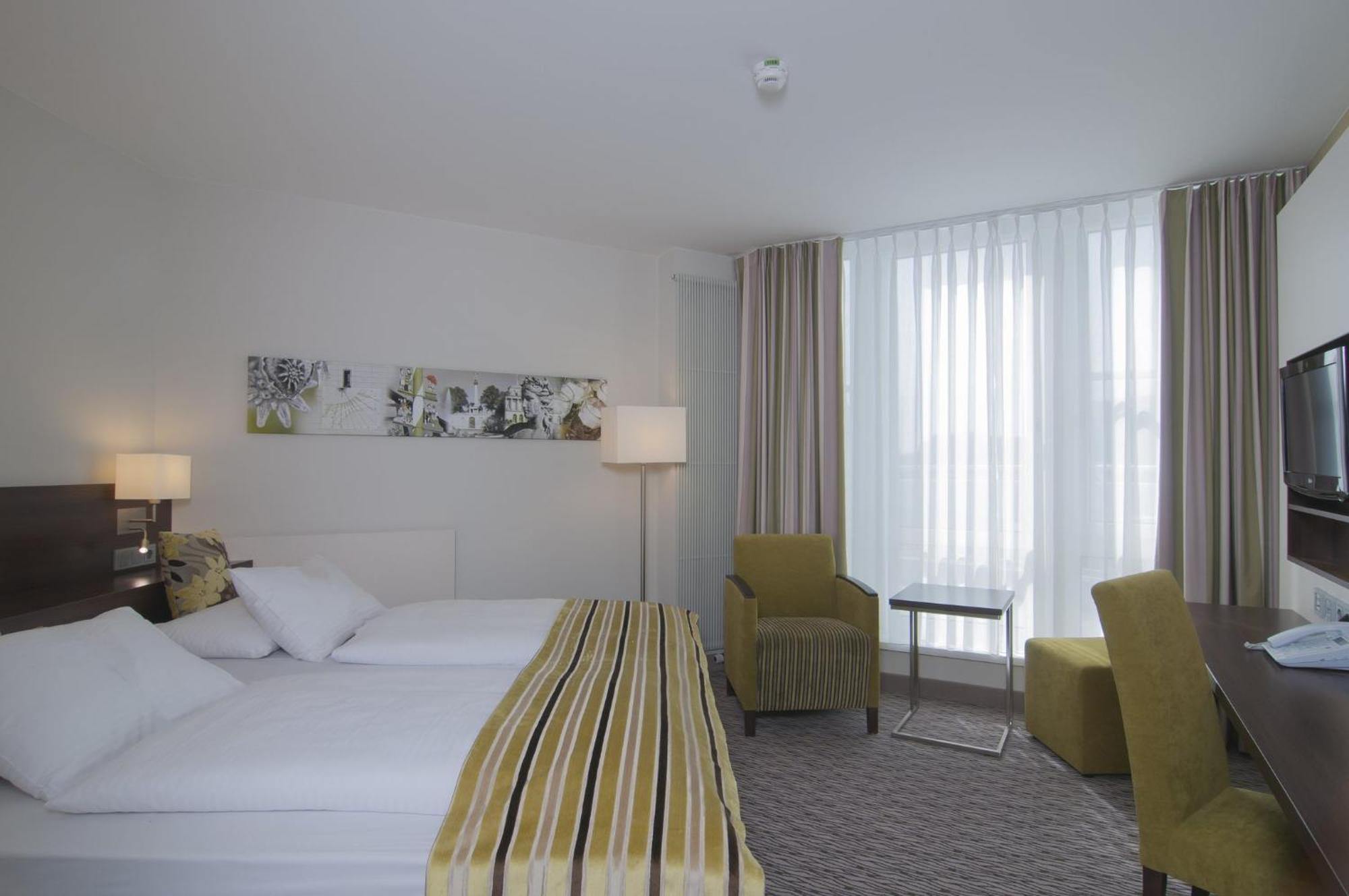 Munich By Ihg 4*