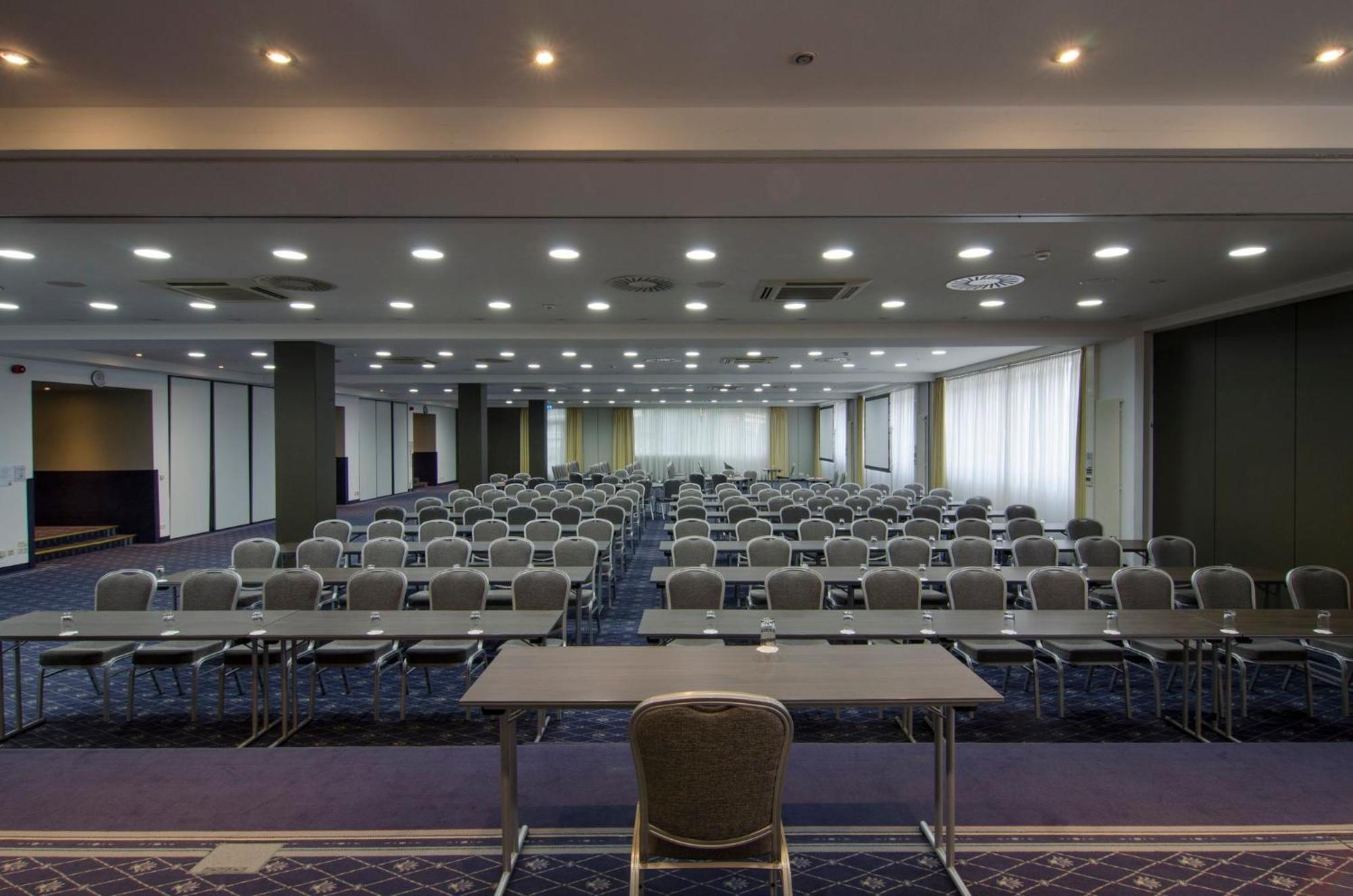 Hotel Munich By Ihg Unterhaching
